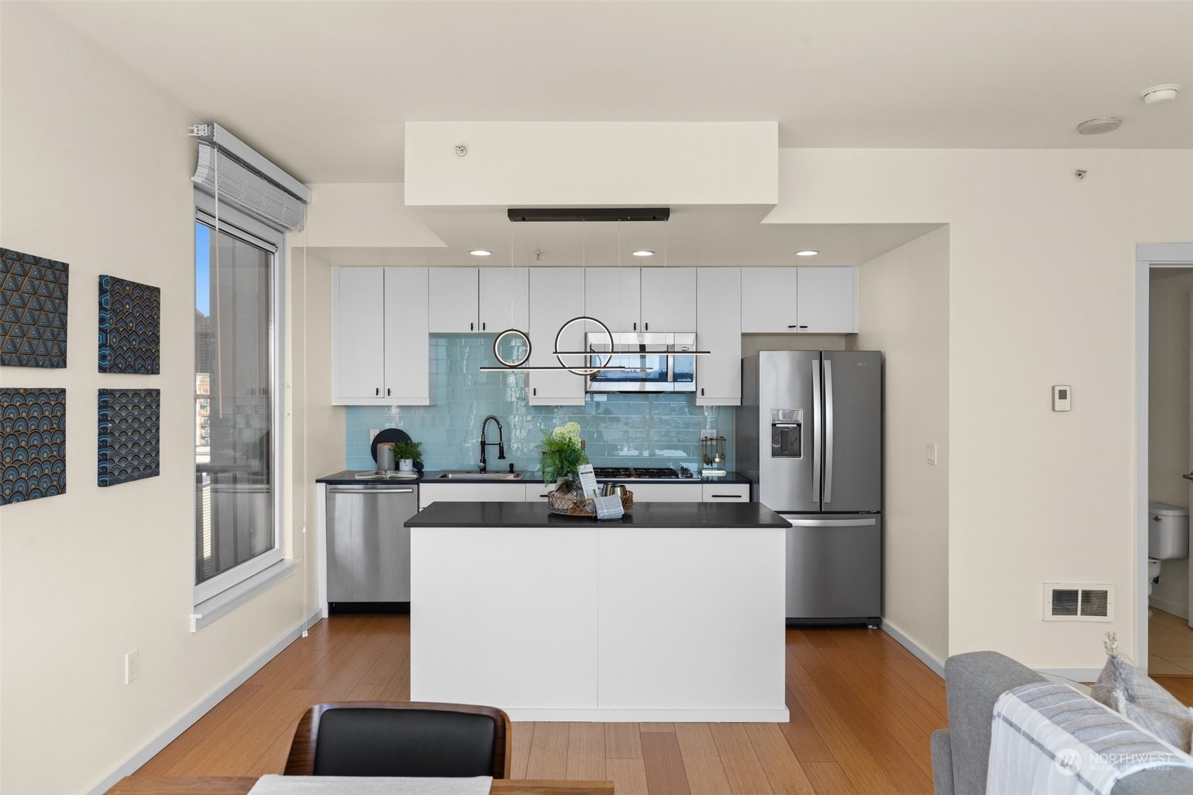 76 Cedar Street Unit: PH 5