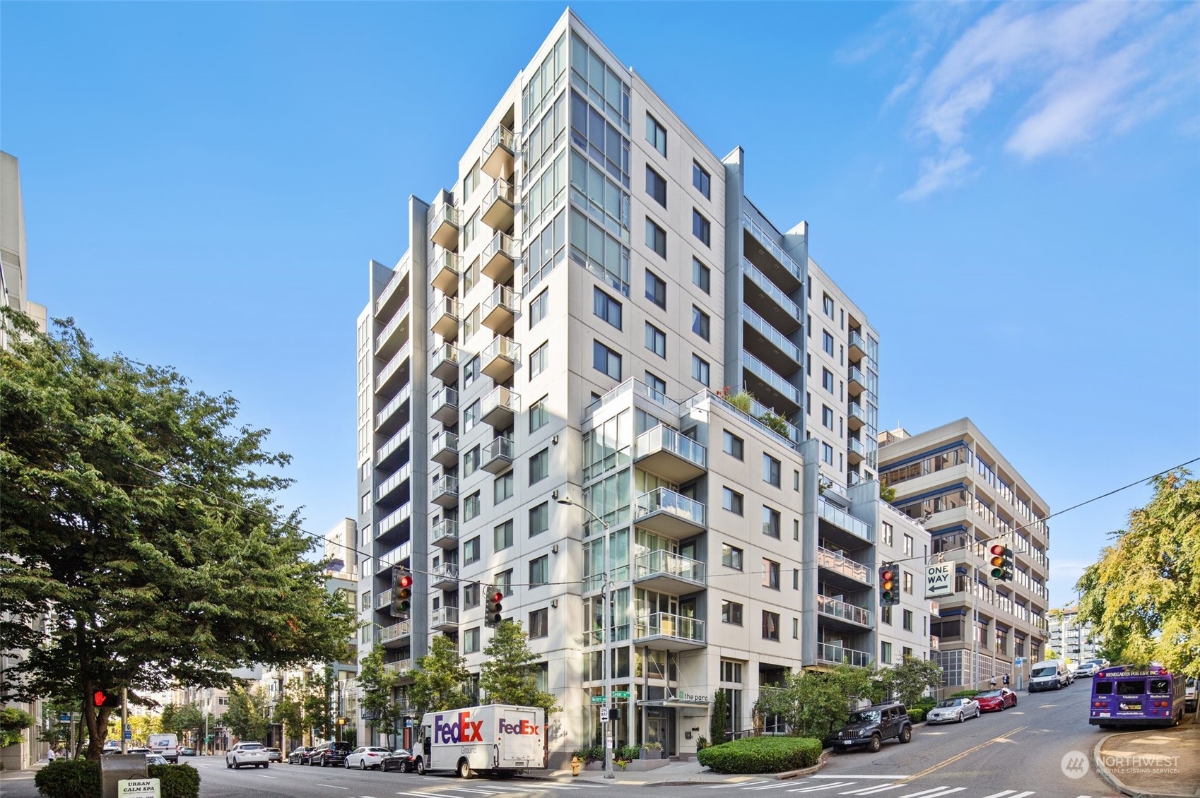 76 Cedar Street Unit: PH 5