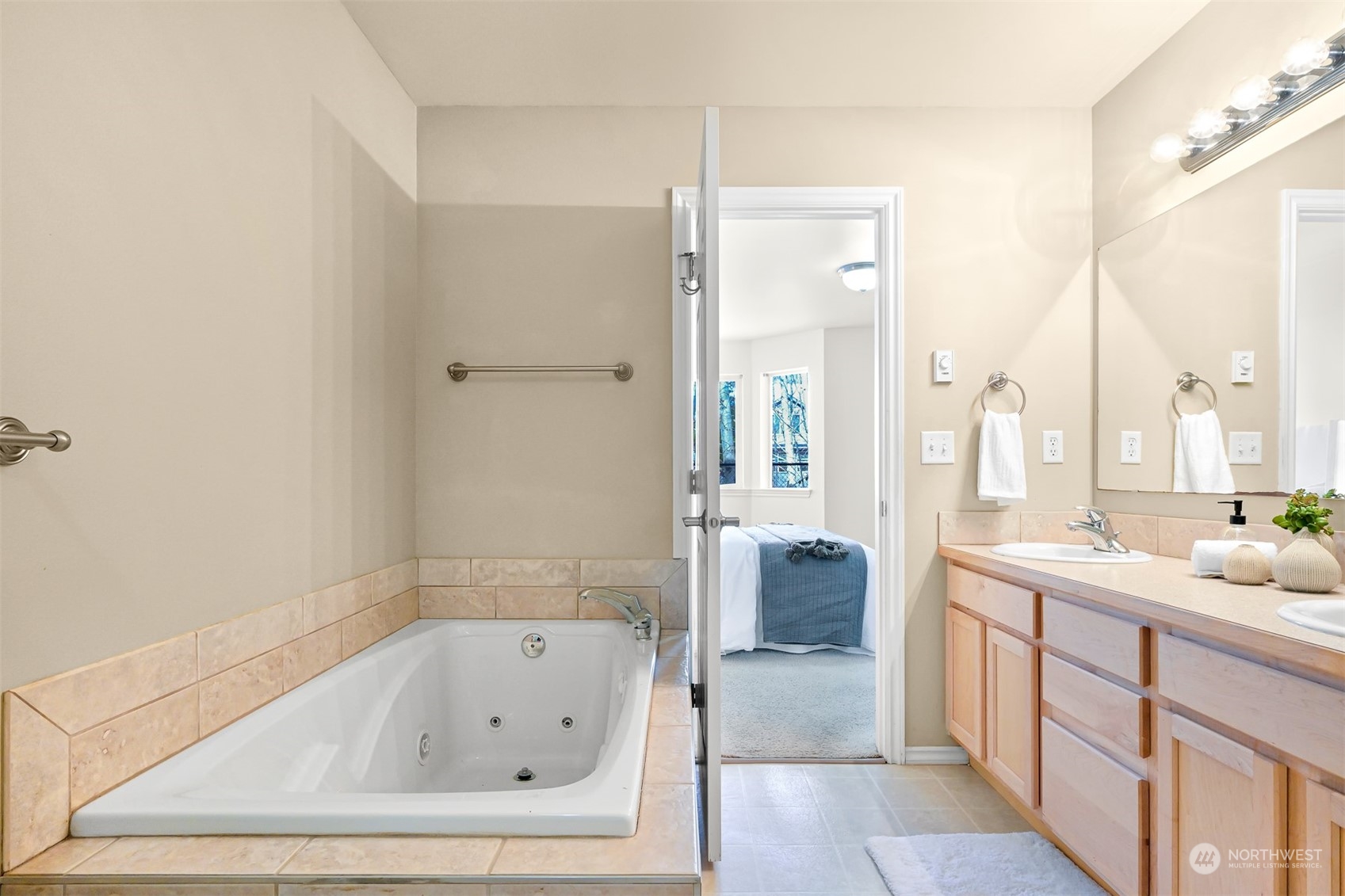 4160 Deemer Road Unit: 102
