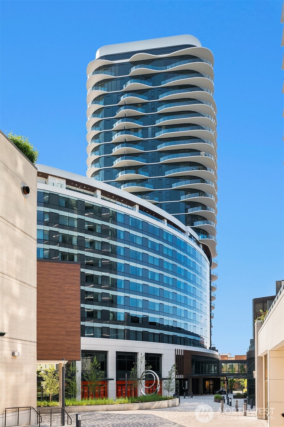 838 Avenue Square NE Unit: 2405