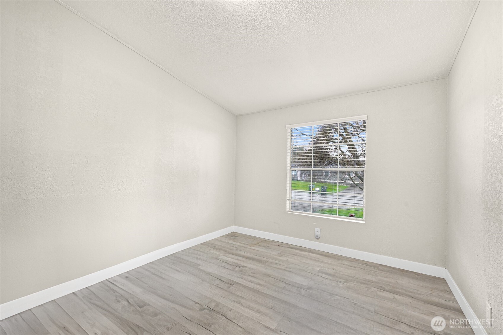 8361 Sea Breeze Court