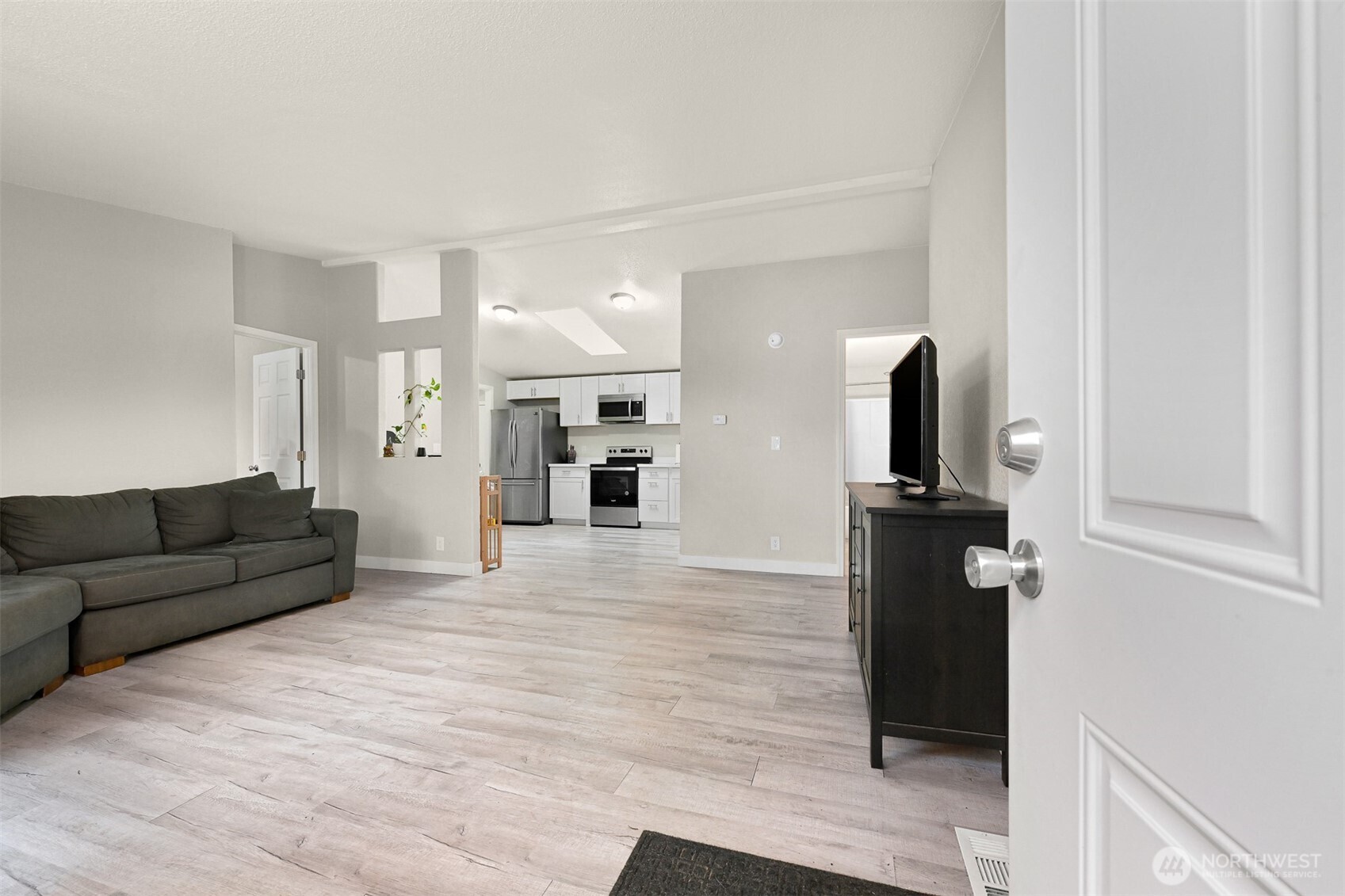 8361 Sea Breeze Court