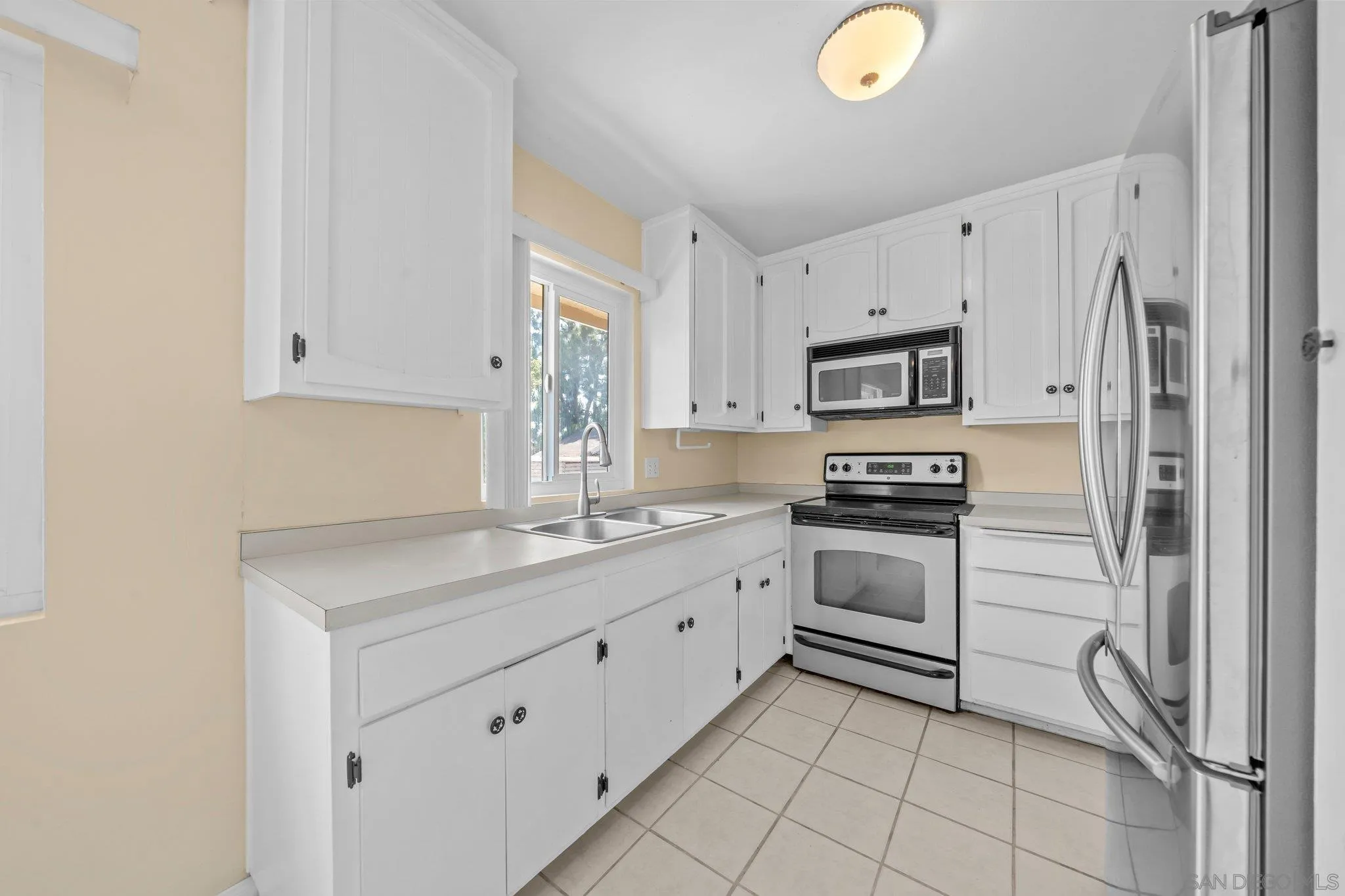 4540 Maple Ave Unit 239
