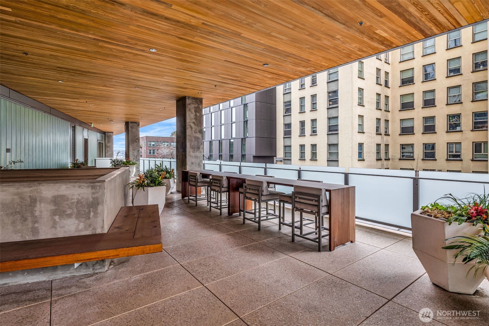 121 Stewart Street Unit: 1003