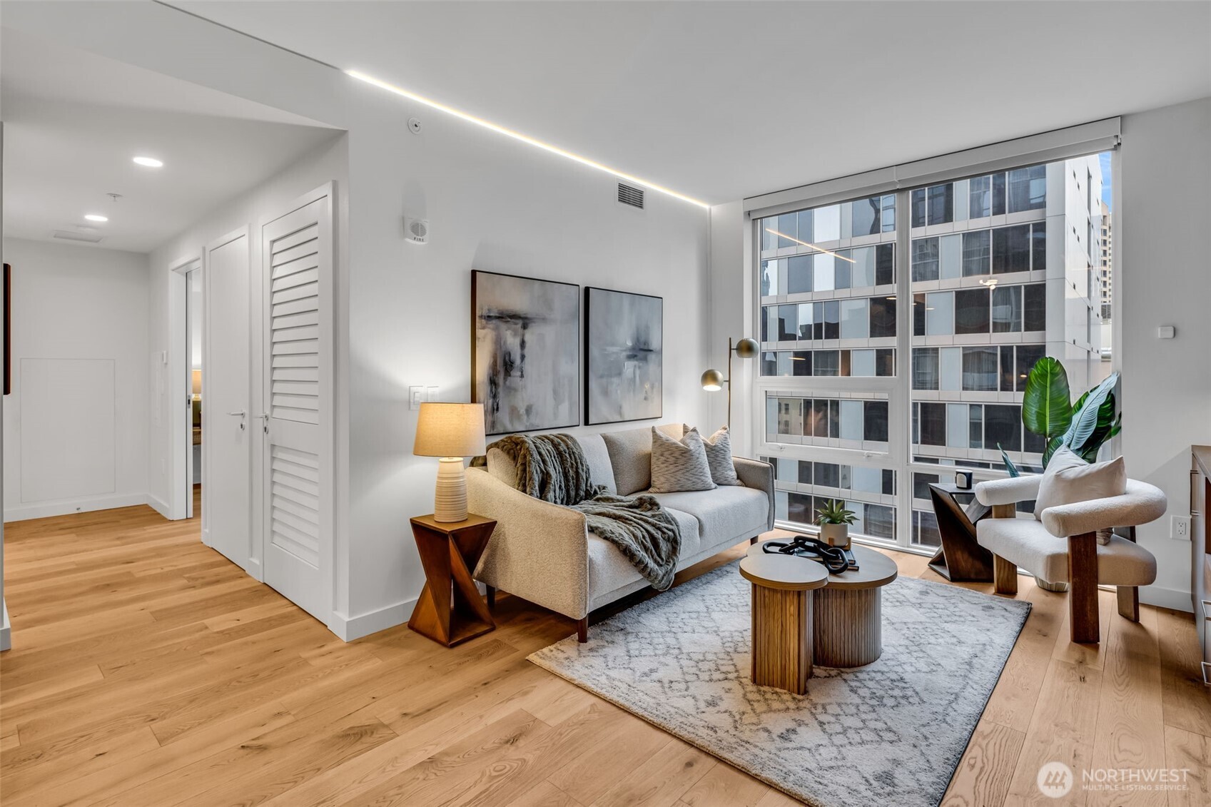 121 Stewart Street Unit: 1003
