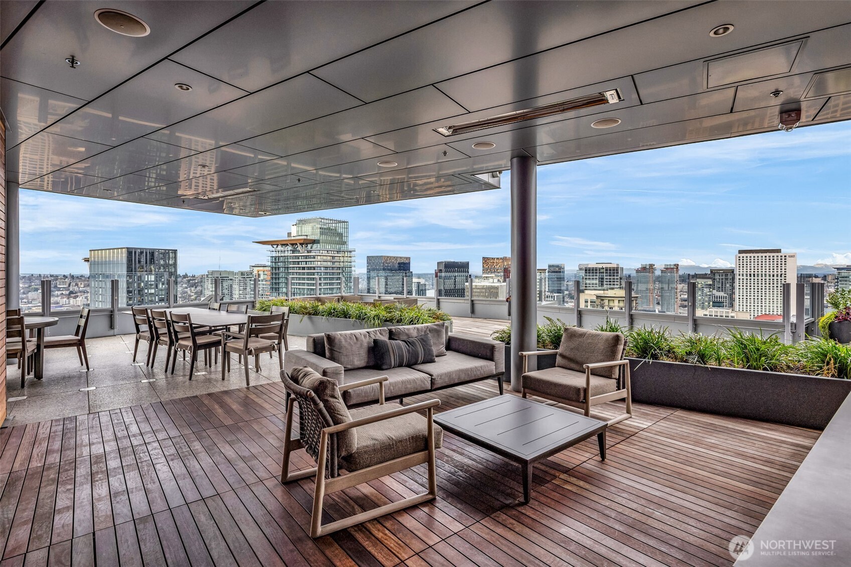 121 Stewart Street Unit: 1003