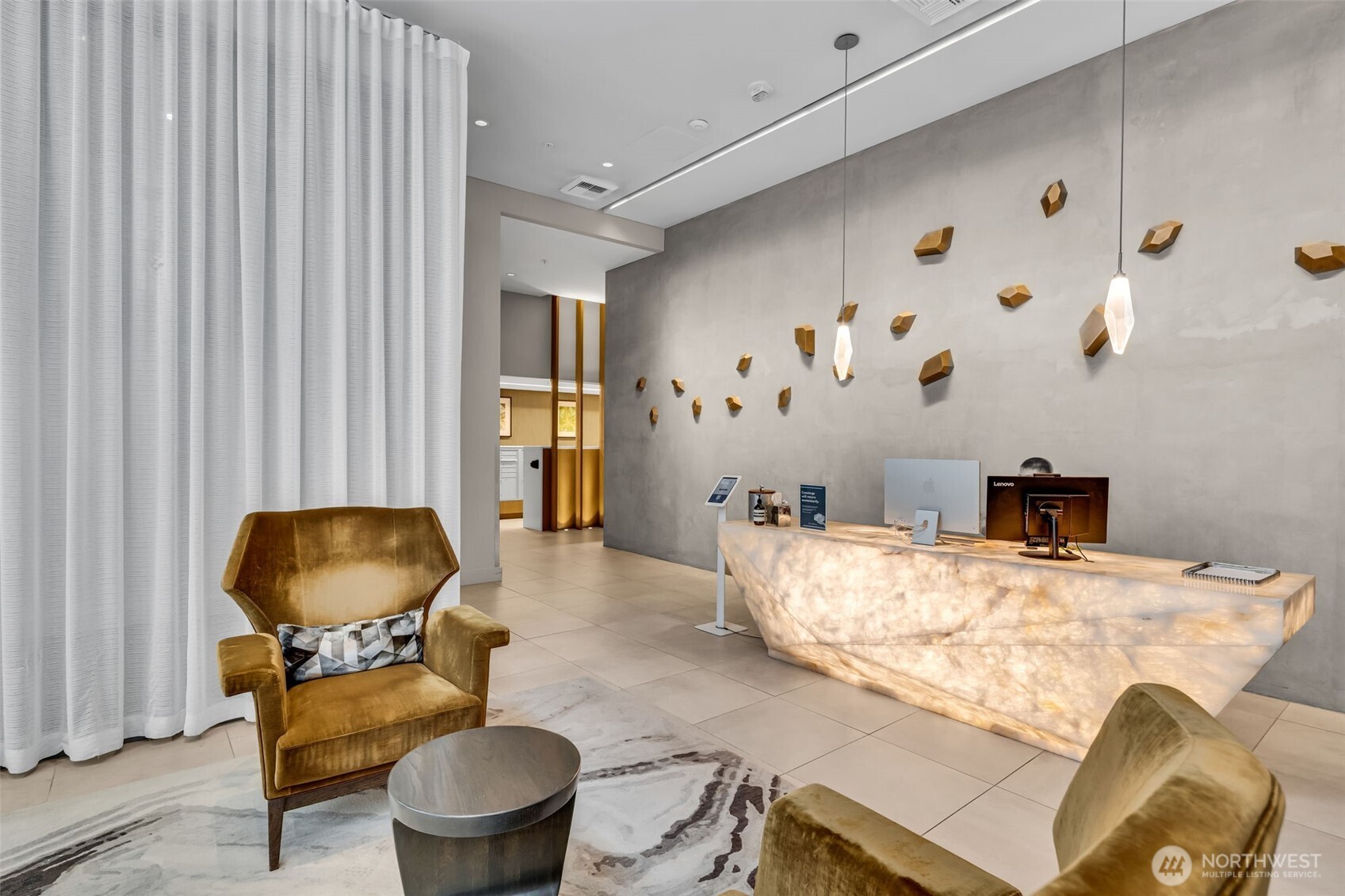 121 Stewart Street Unit: 1003