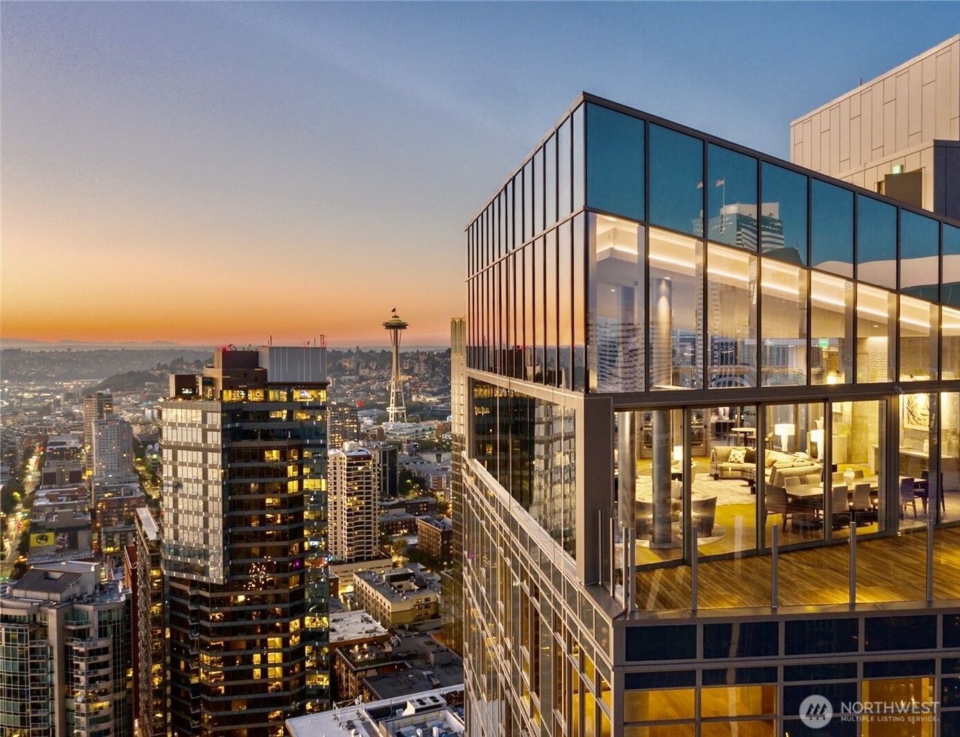 121 Stewart Street Unit: 1003