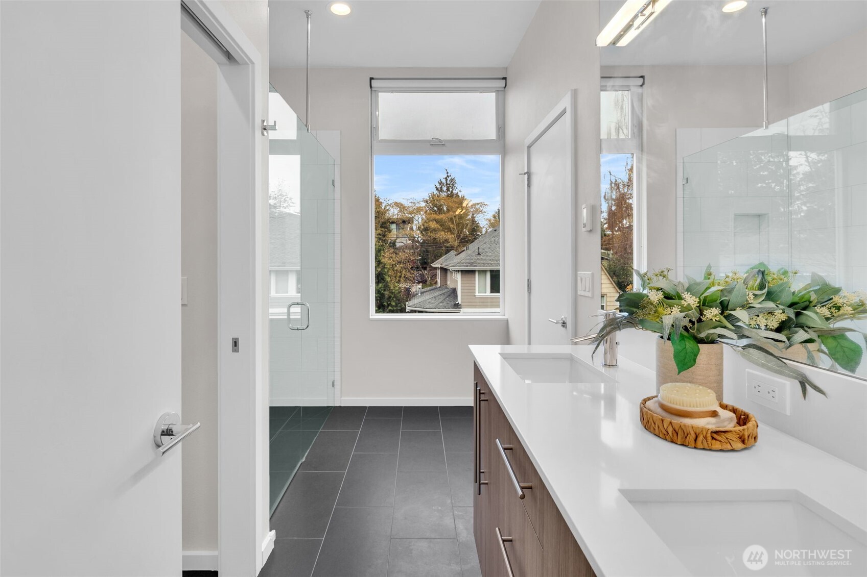 9732 Woodlawn Avenue N Unit: A