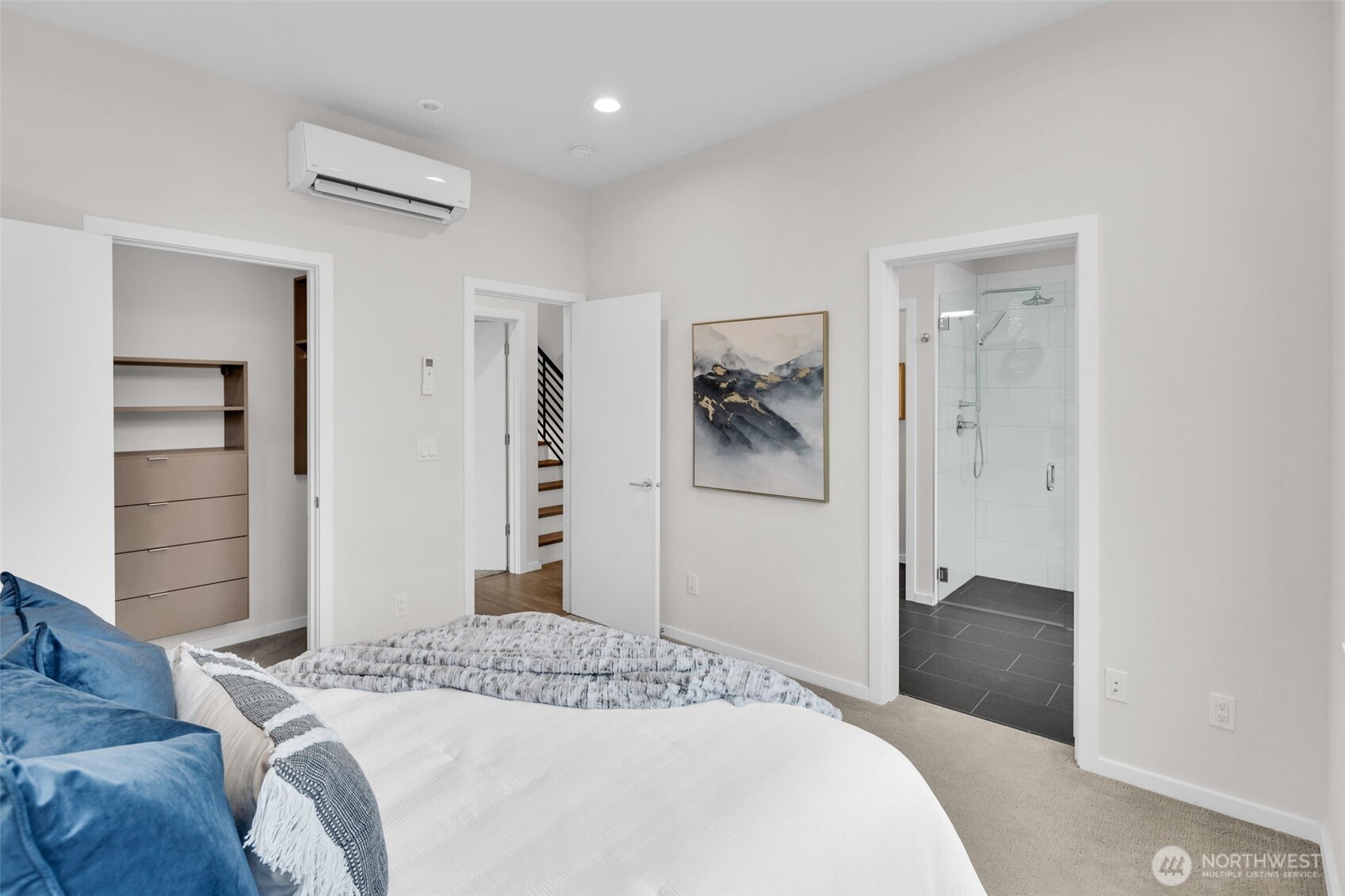 9732 Woodlawn Avenue N Unit: A