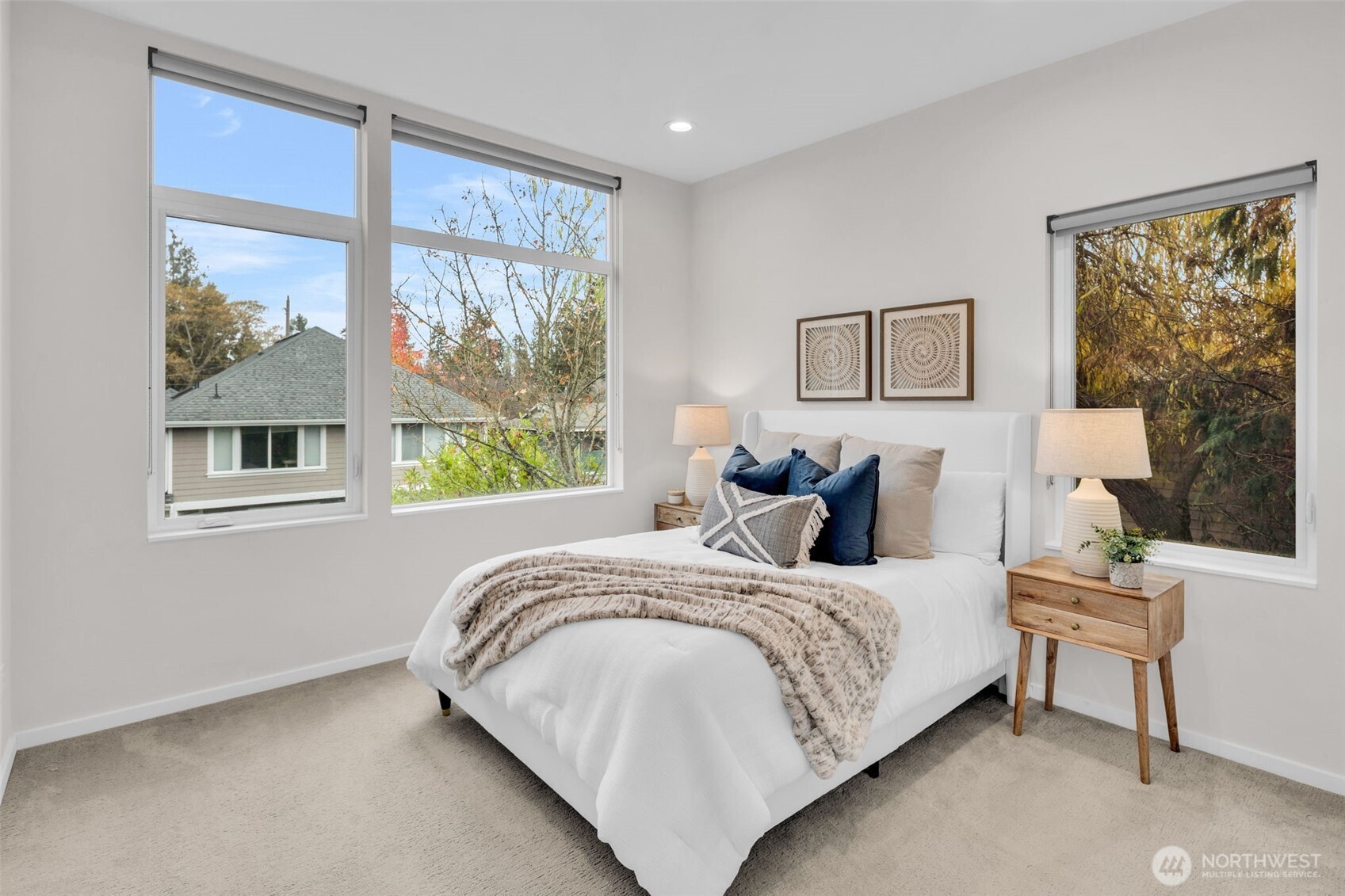 9732 Woodlawn Avenue N Unit: A