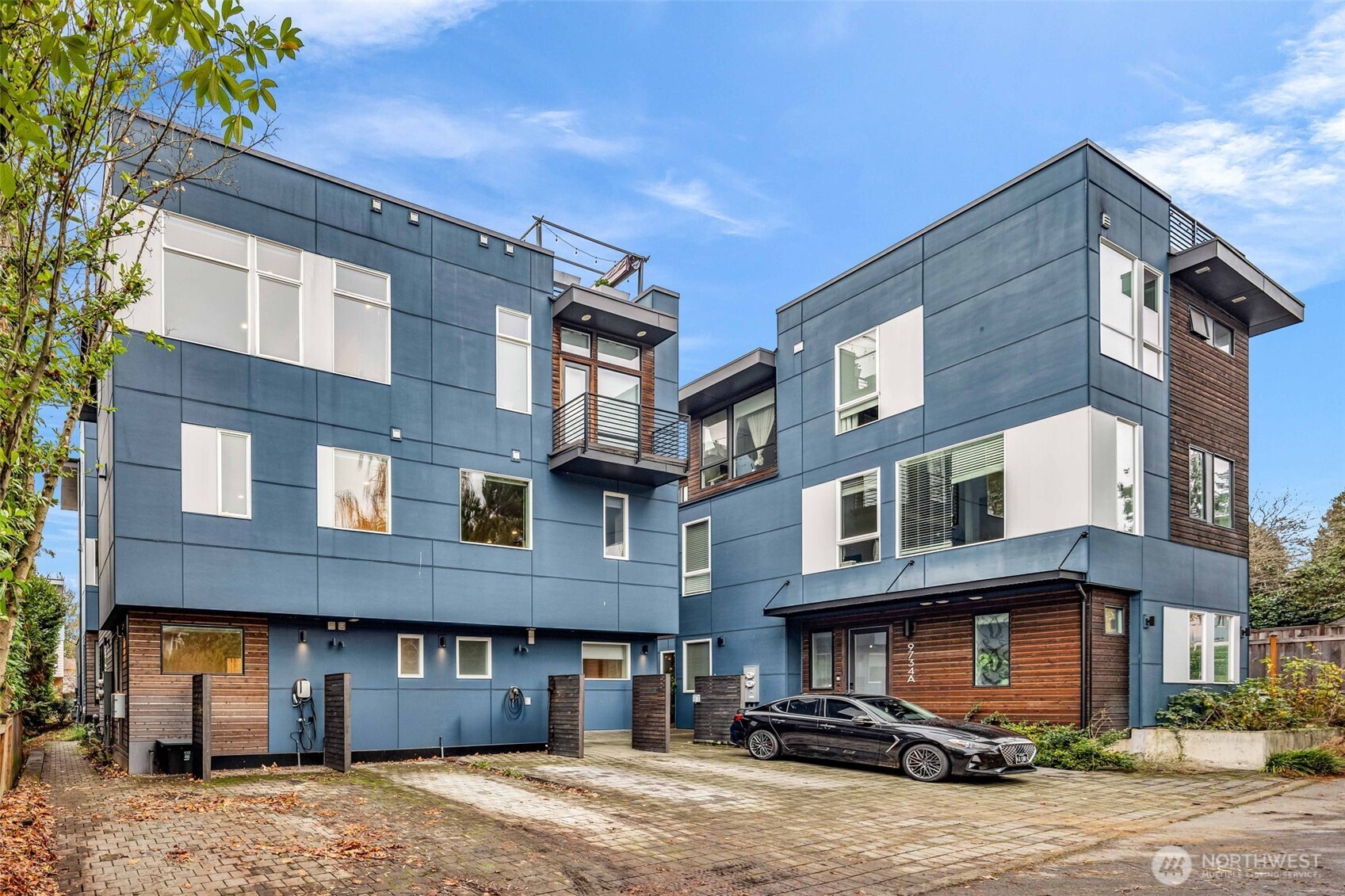 9732 Woodlawn Avenue N Unit: A