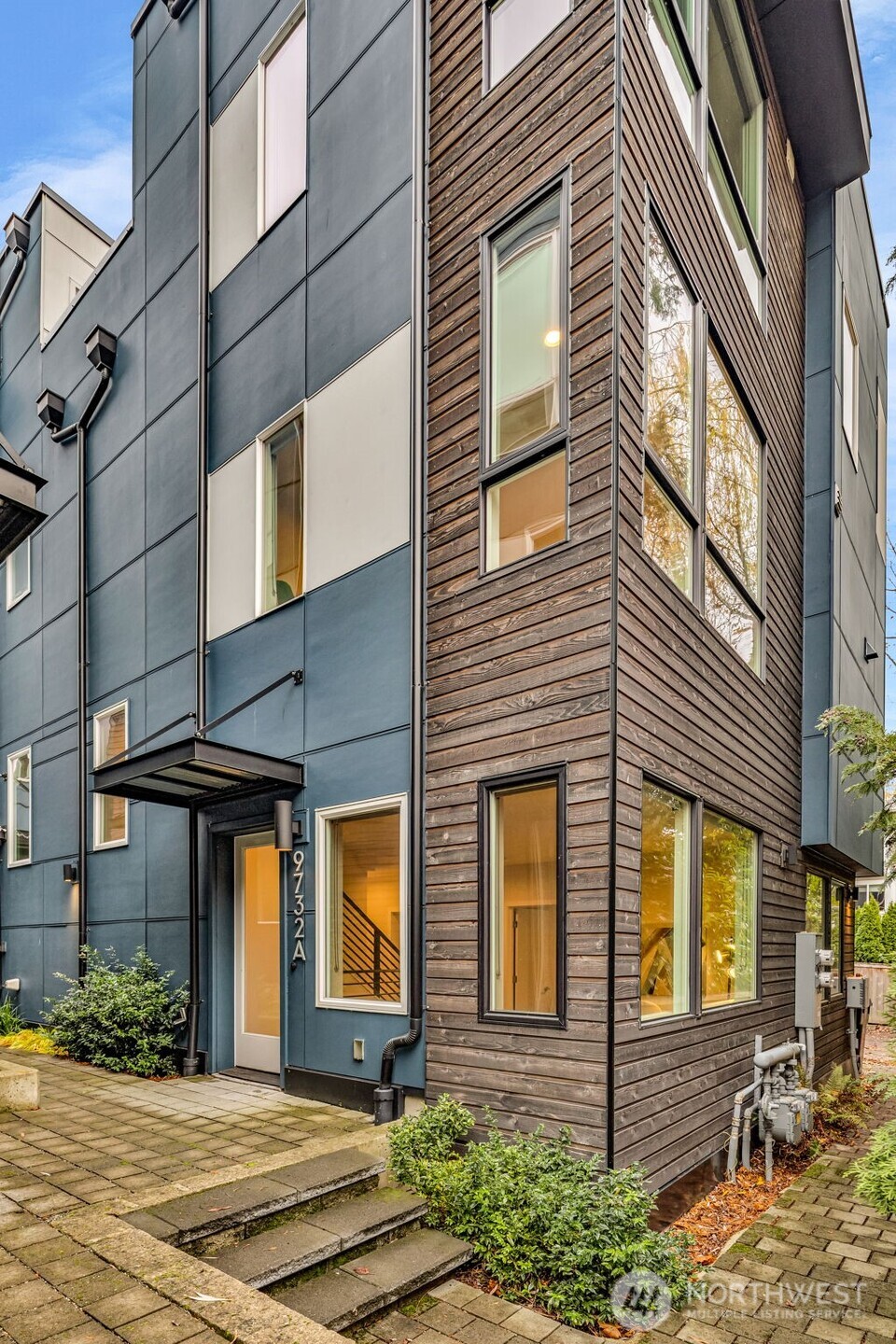 9732 Woodlawn Avenue N Unit: A