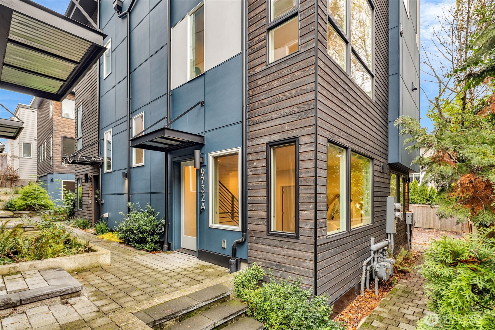 9732 Woodlawn Avenue N Unit: A