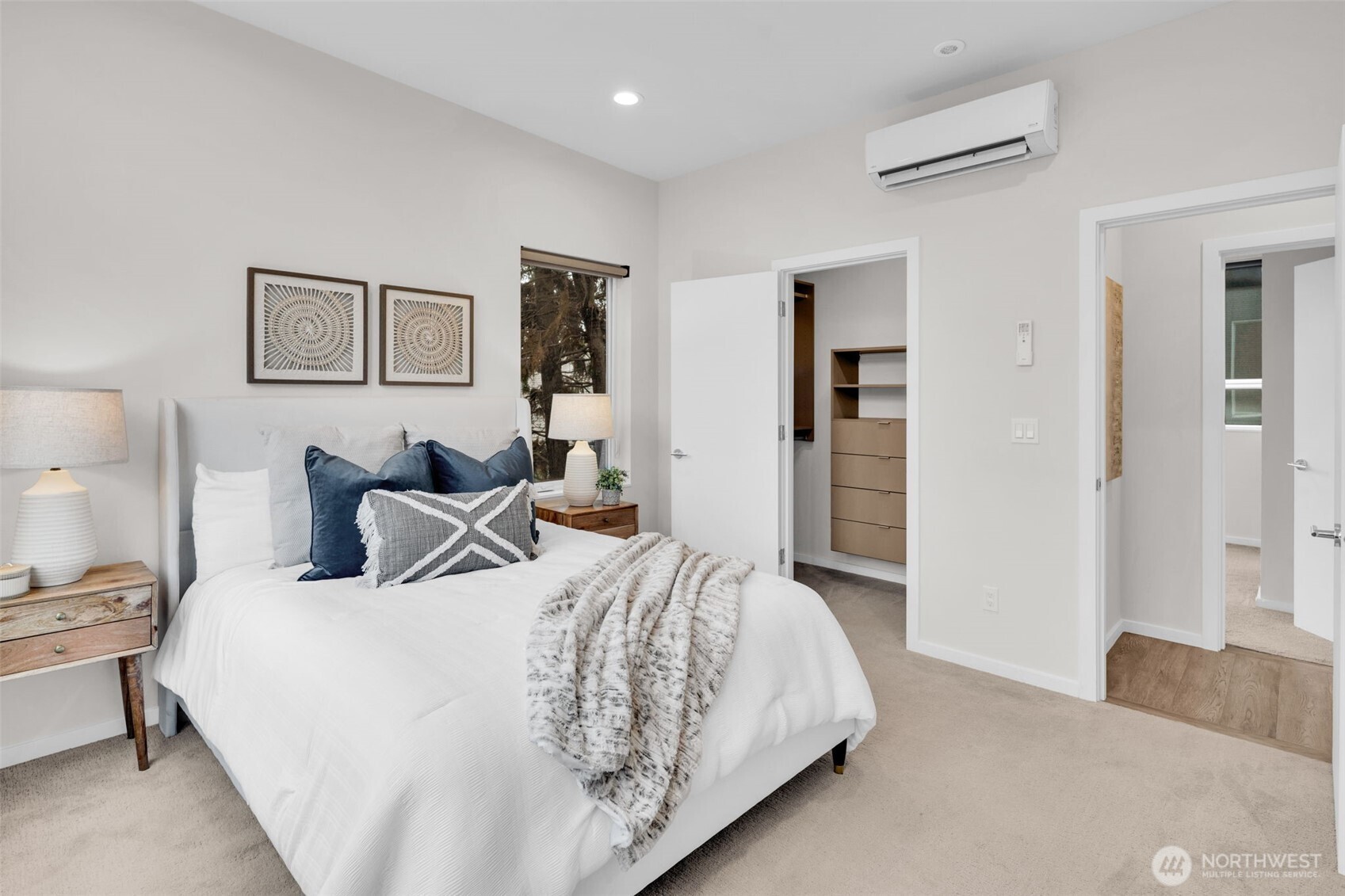9732 Woodlawn Avenue N Unit: A