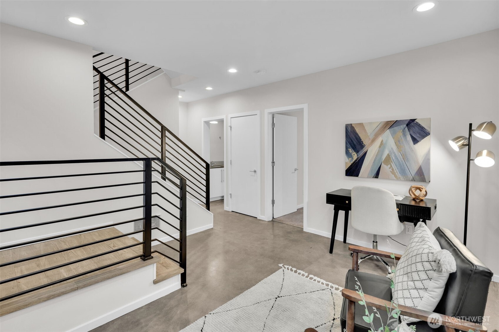9732 Woodlawn Avenue N Unit: A
