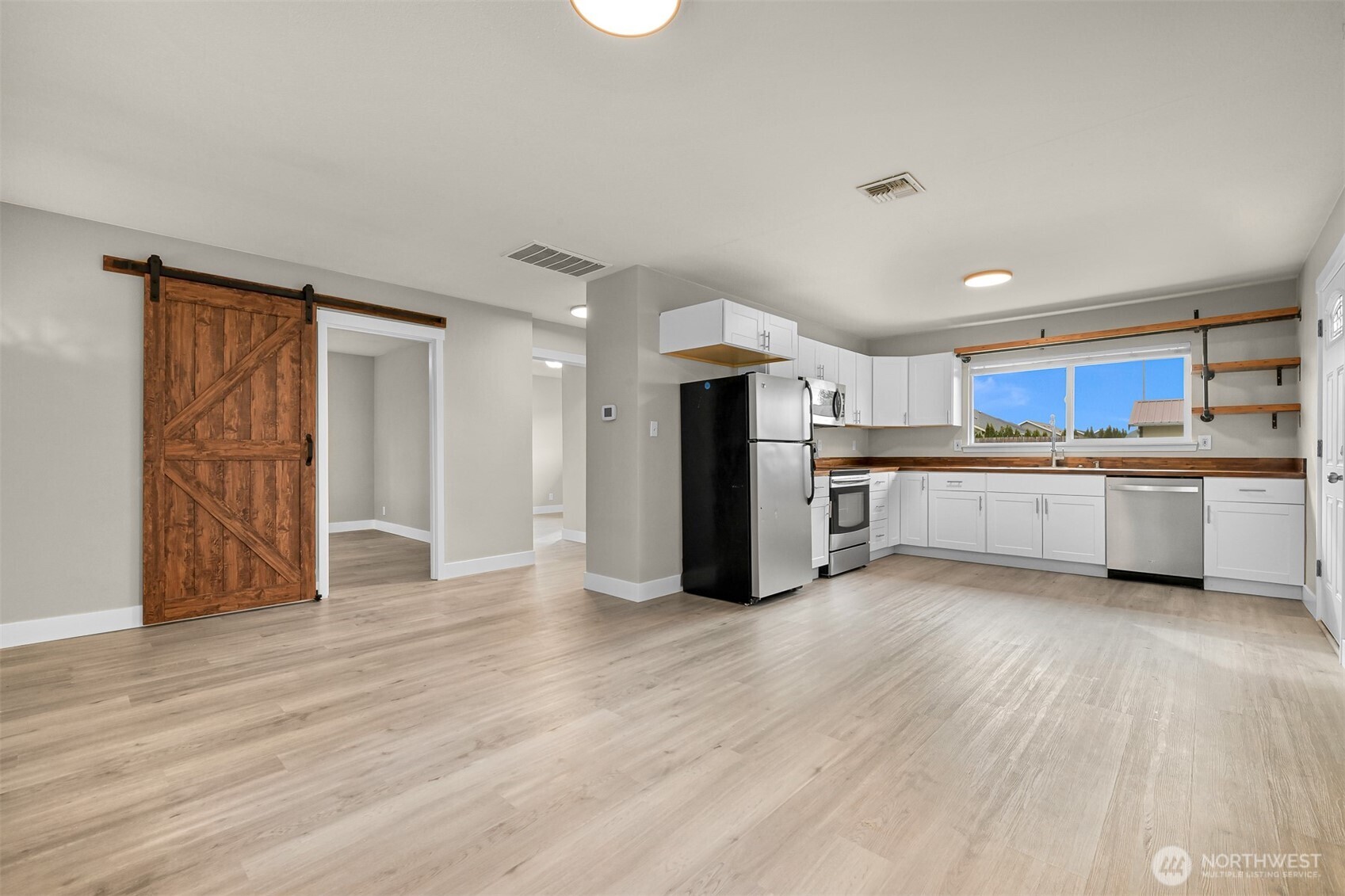 310 W 3rd Street