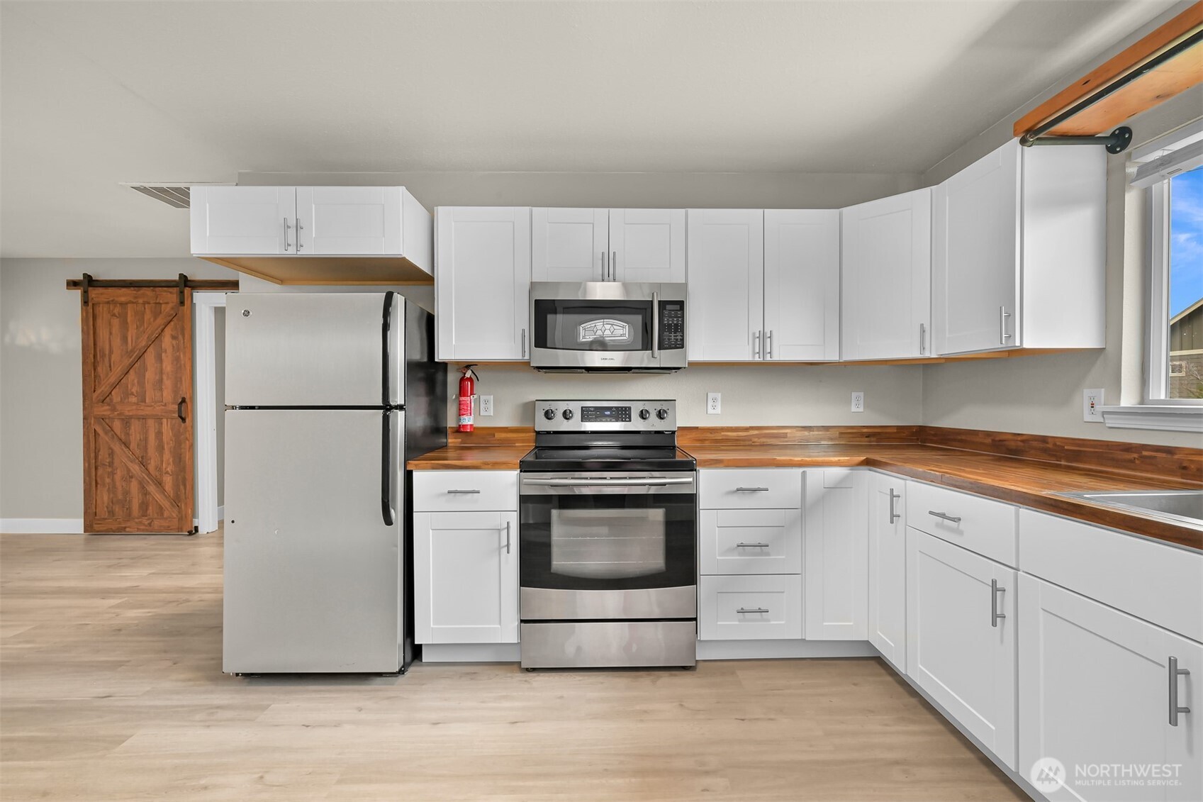 310 W 3rd Street