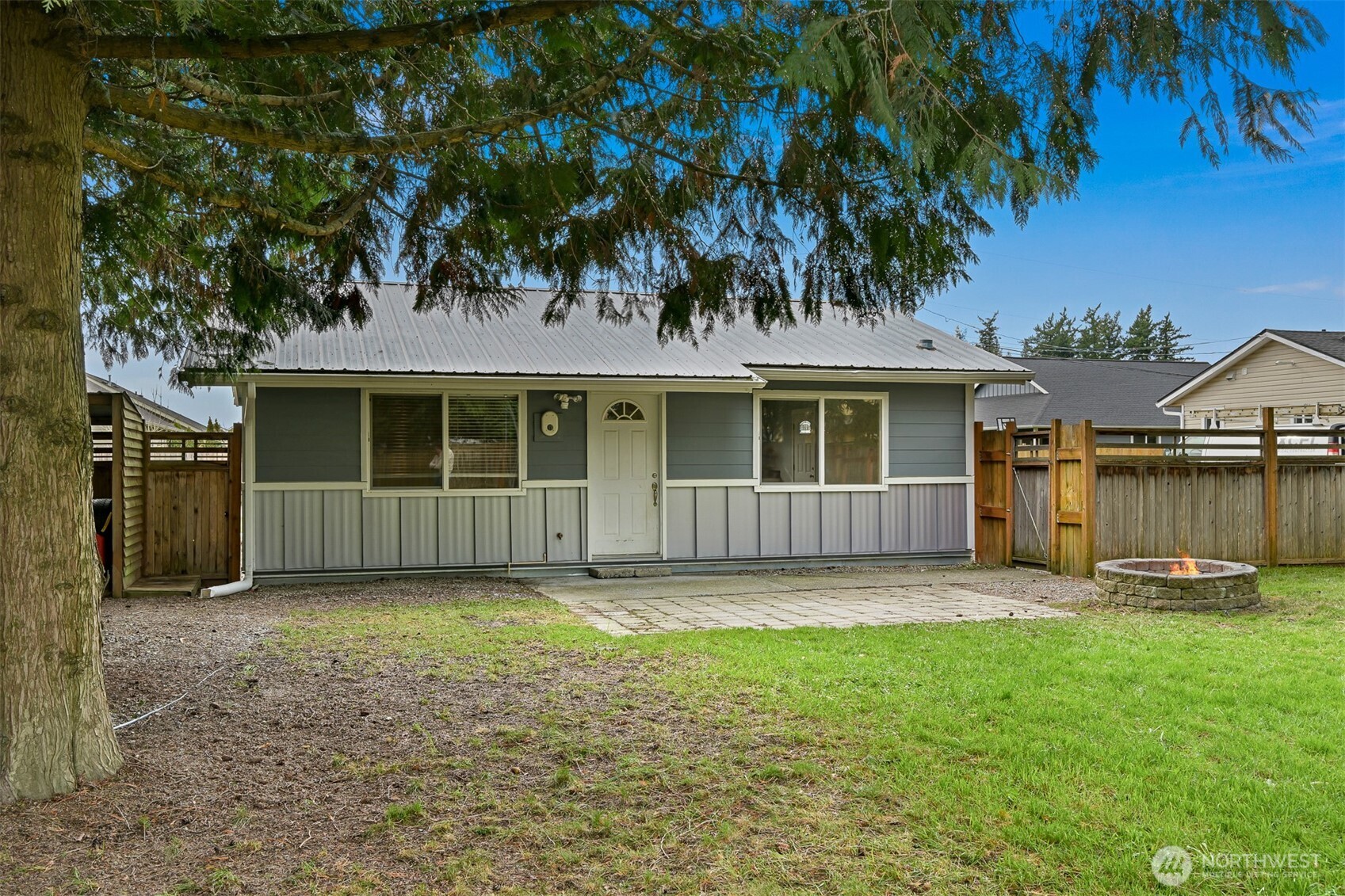 310 W 3rd Street