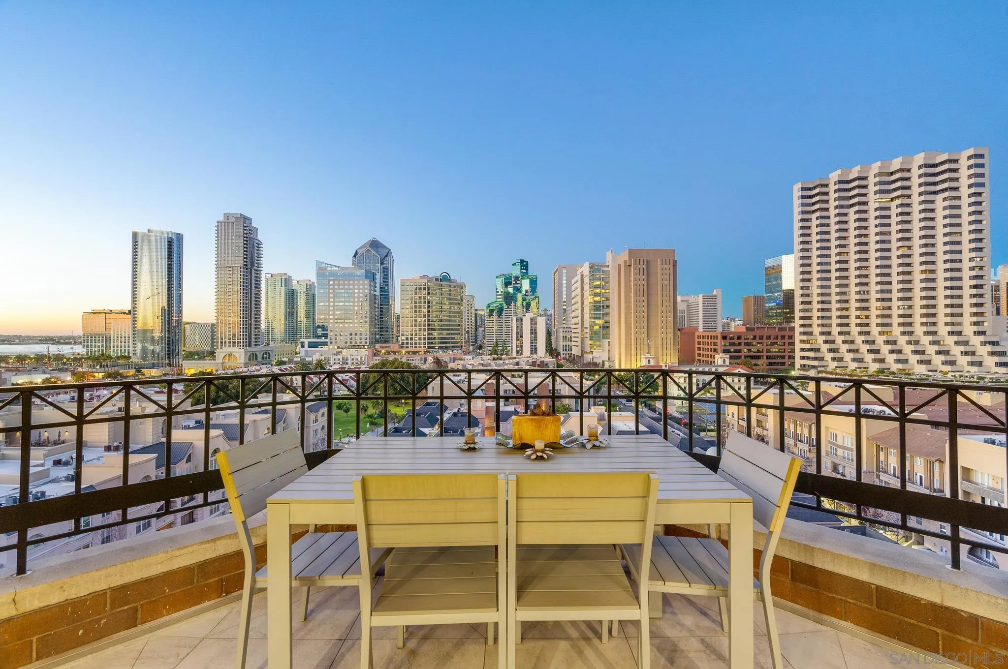 500 W Harbor Dr. Unit 1303