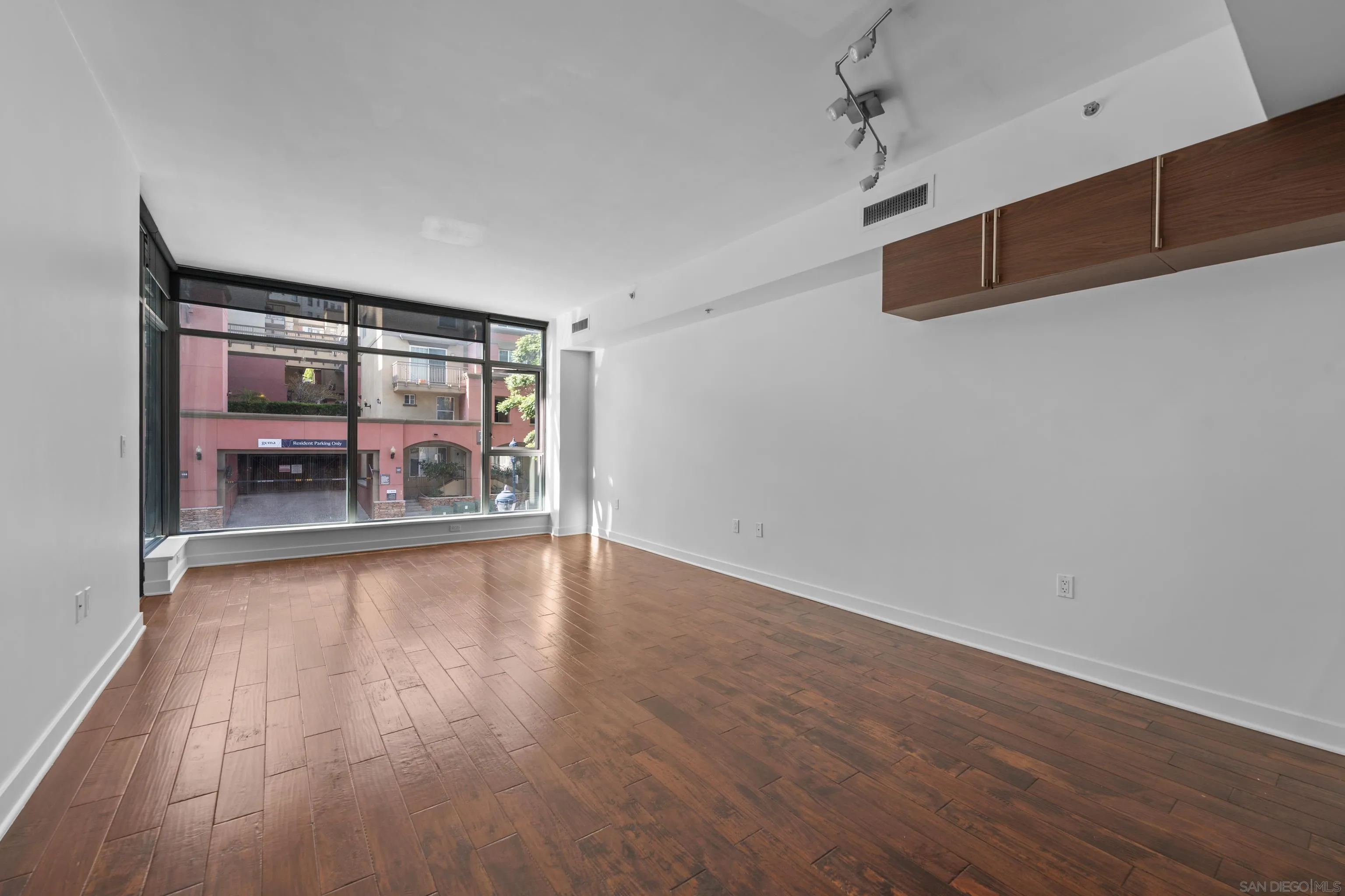 1441 9th Ave Unit 210