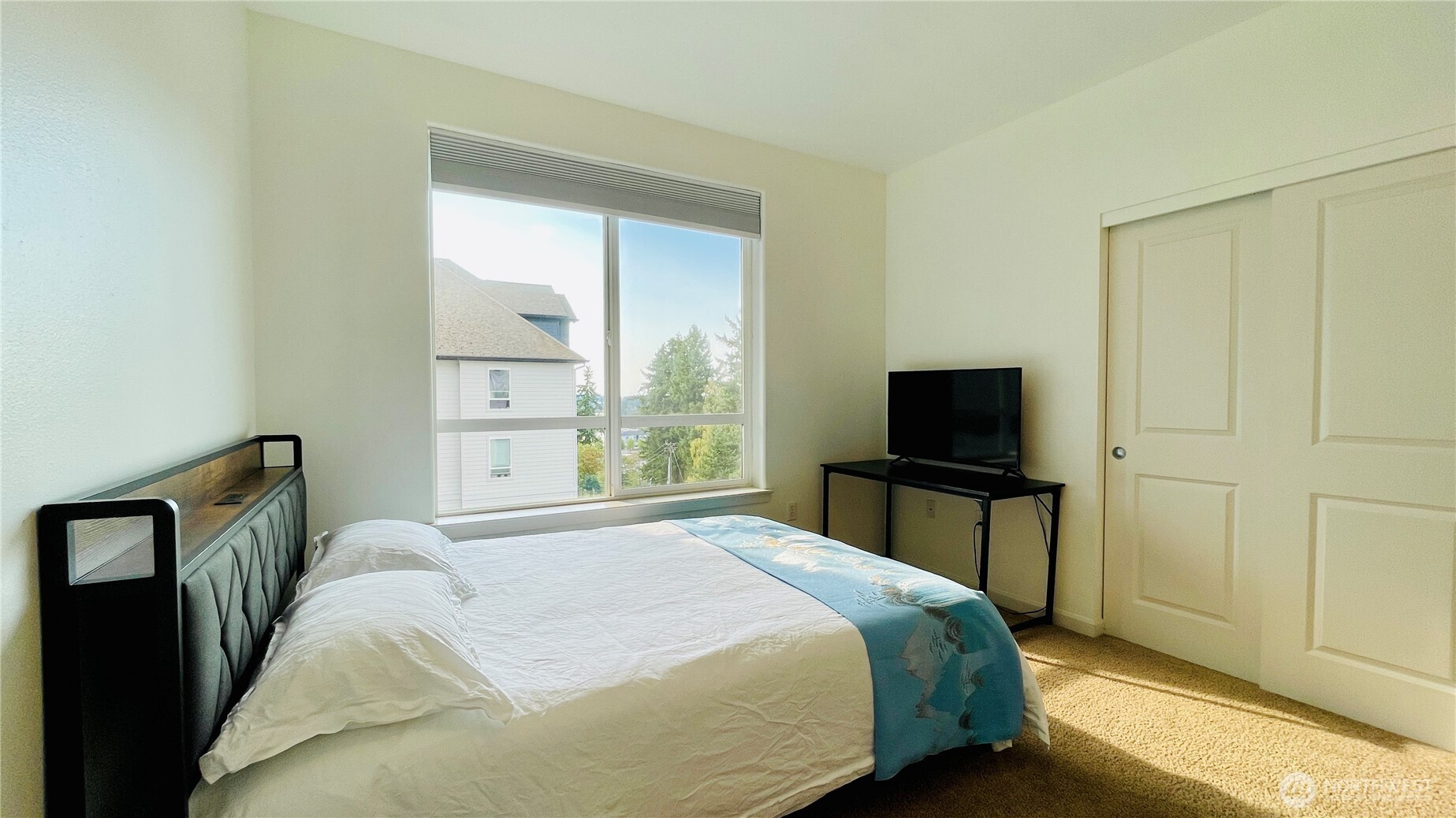 2424 S 41st Street Unit: B526