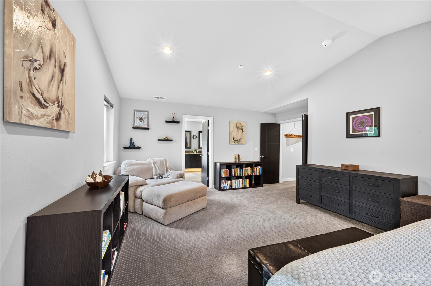 4404 Forest Drive