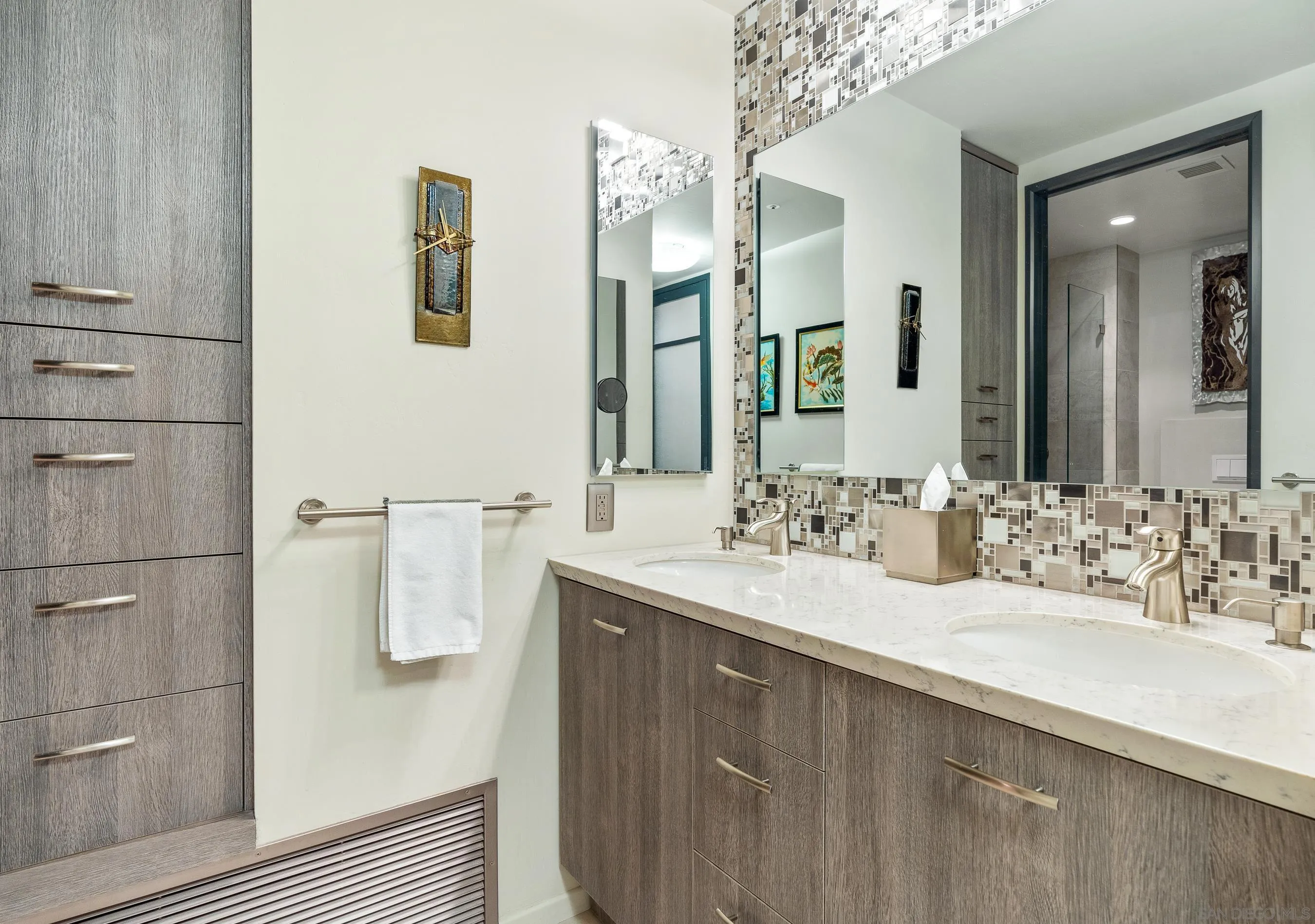 500 W Harbor Dr Unit 1303