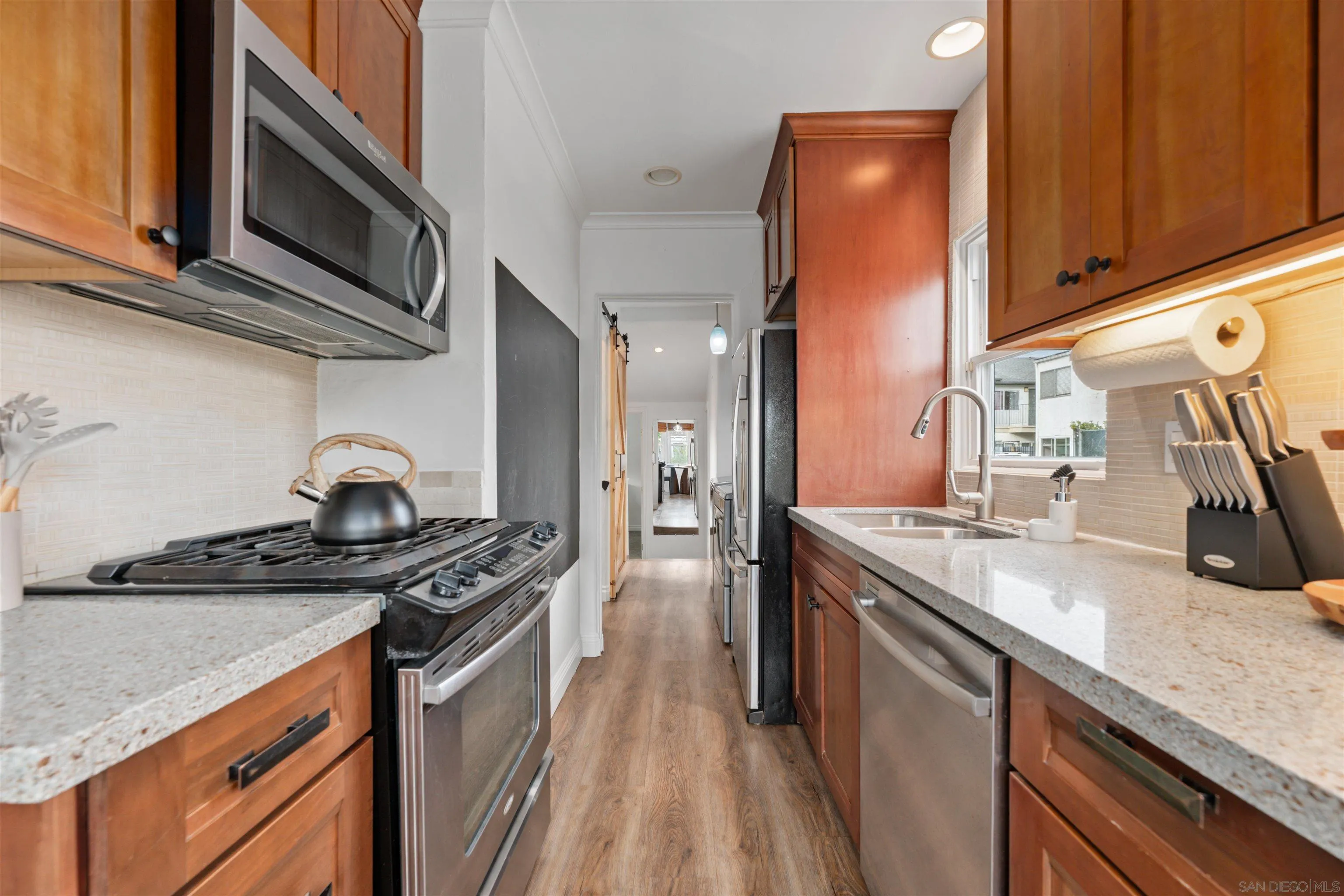 3266 Madison