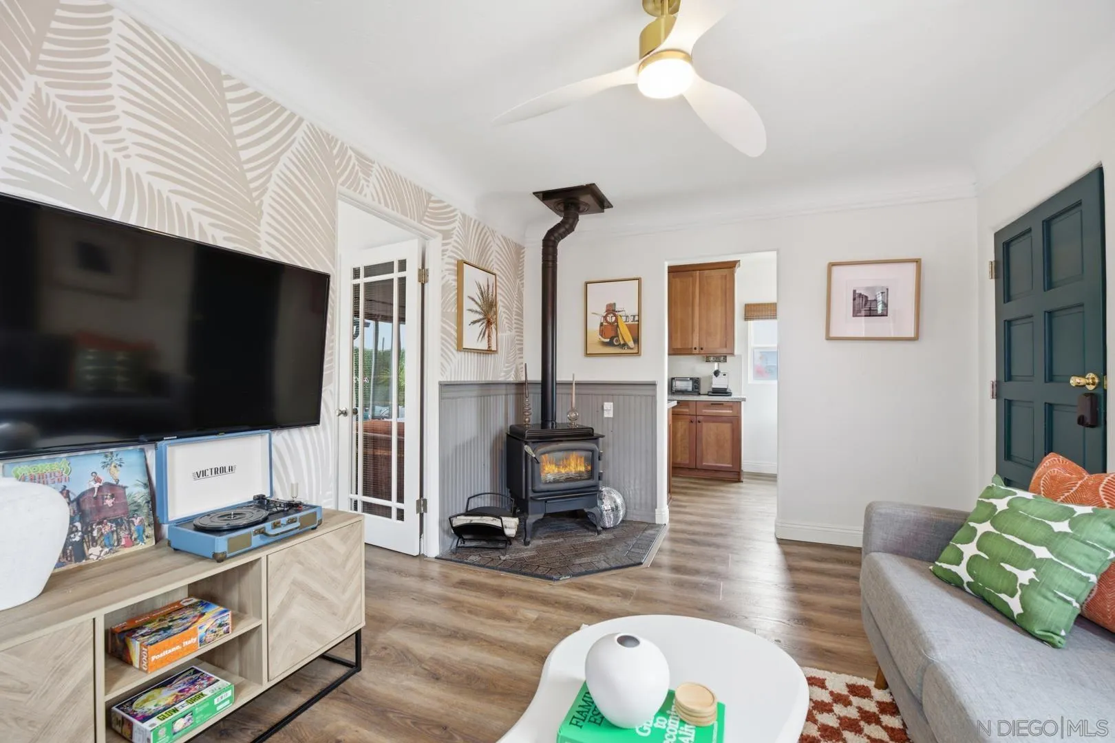 3266 Madison