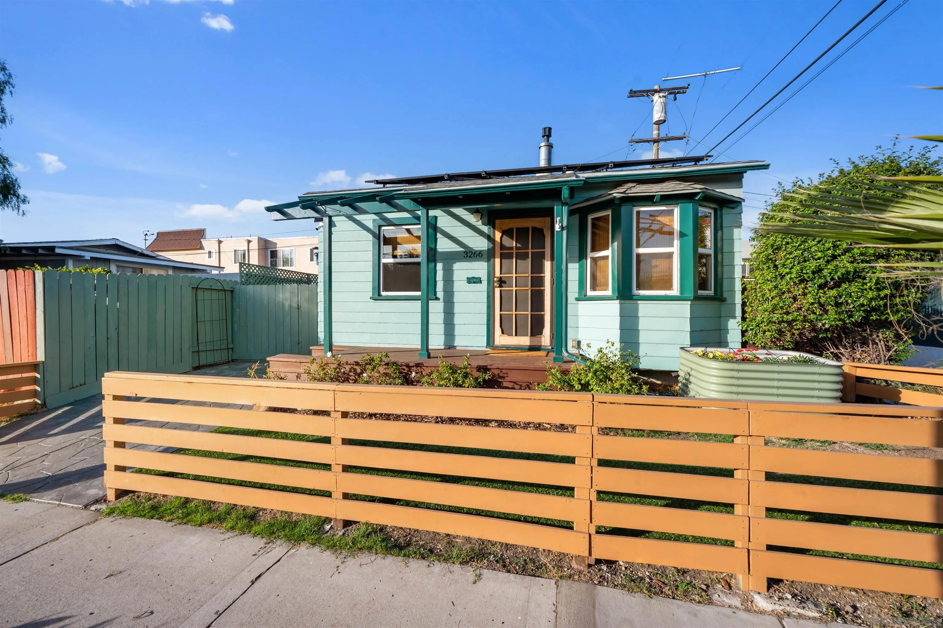 3266 Madison