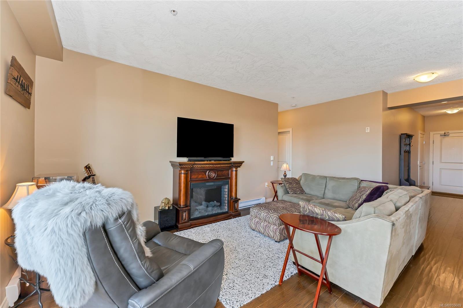 820 Short St # 310