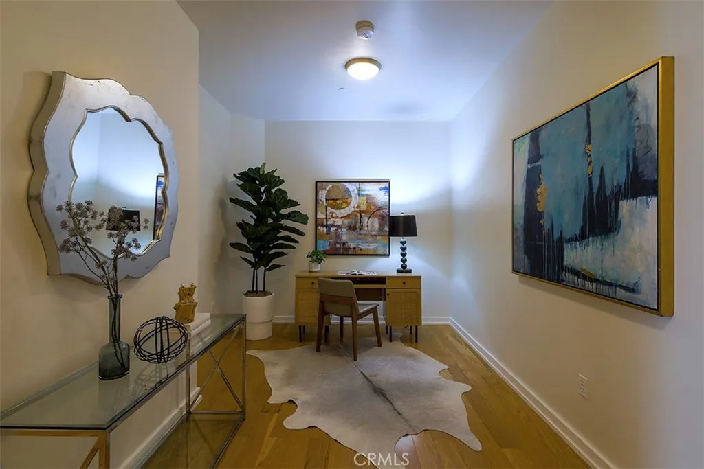 801 S Grand Avenue Unit 1604