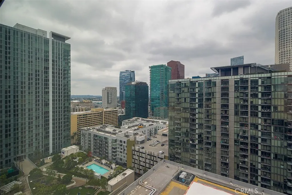801 S Grand Avenue Unit 1604