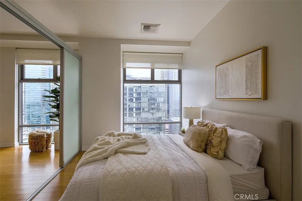 801 S Grand Avenue Unit 1604