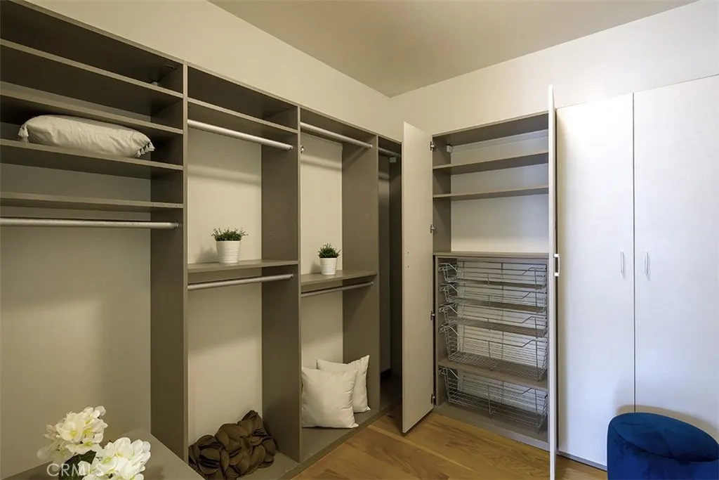 801 S Grand Avenue Unit 1604