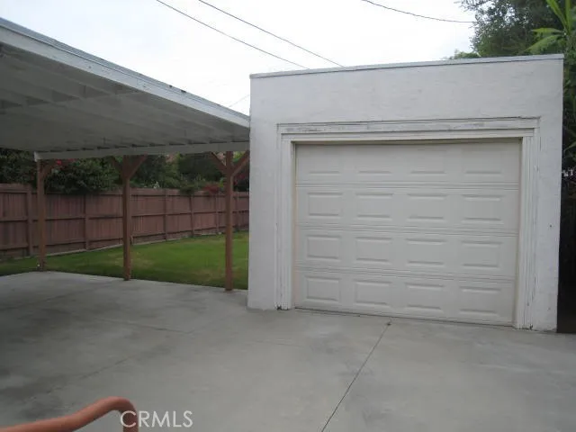 6137 Camellia Avenue