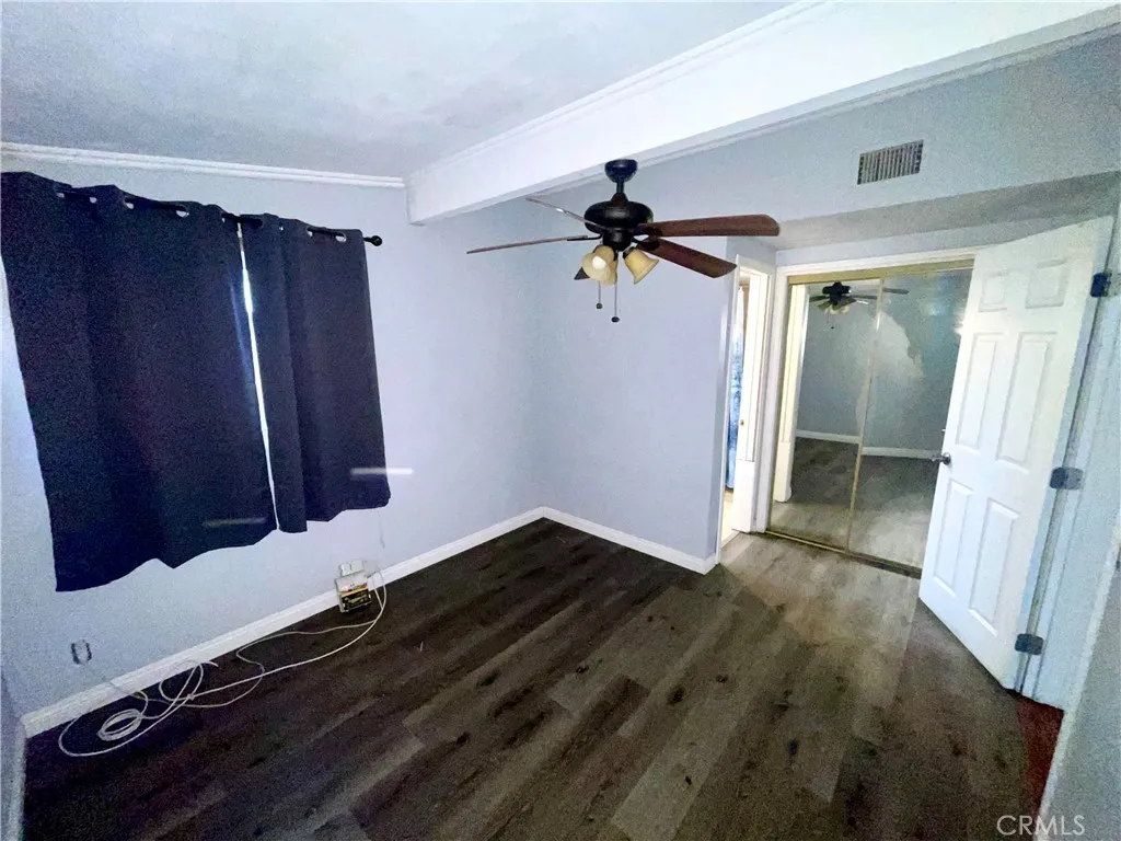 17141 E Tudor