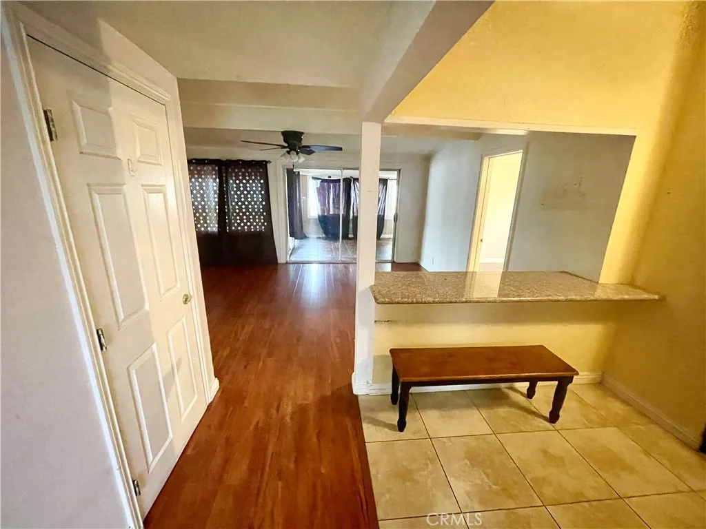 17141 E Tudor