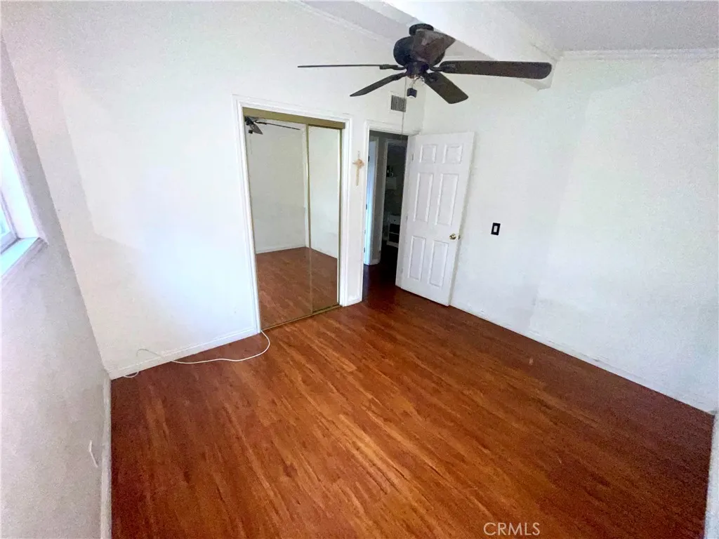 17141 E Tudor