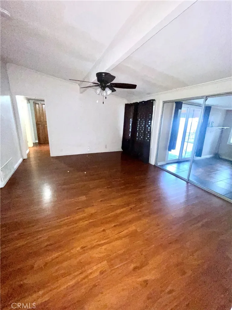 17141 E Tudor