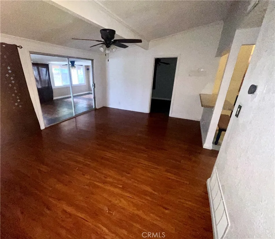 17141 E Tudor