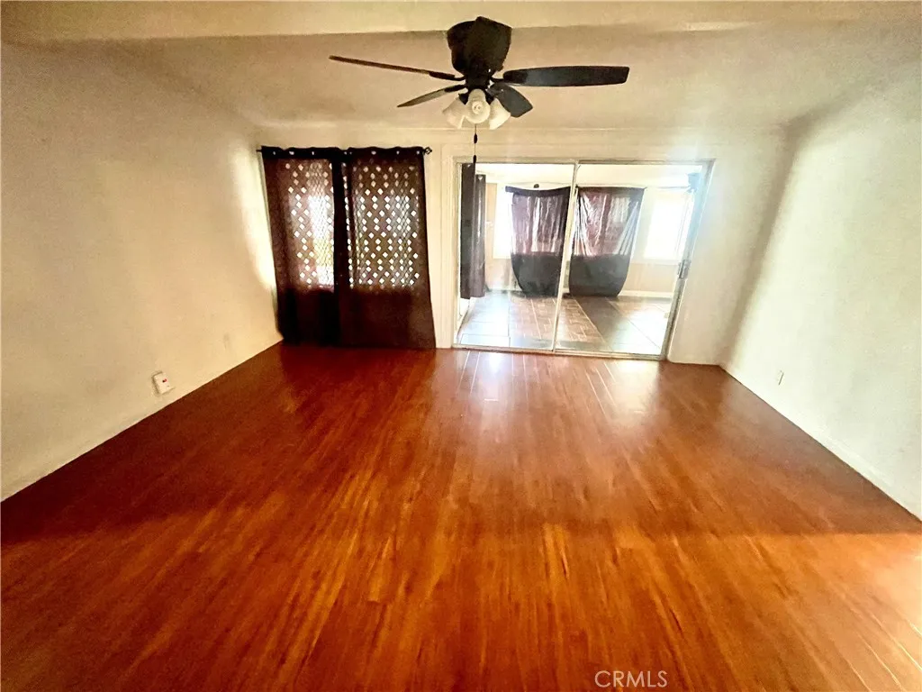 17141 E Tudor