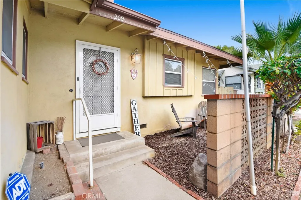 209 E Haltern Avenue