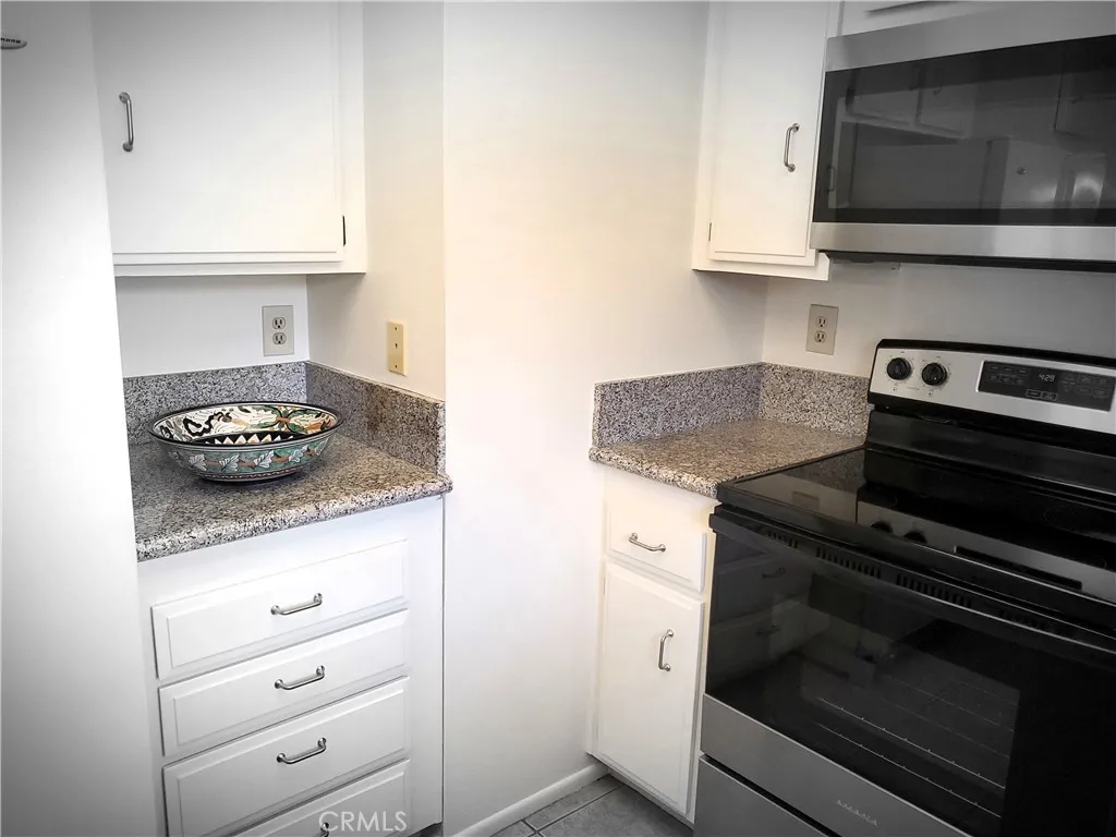 8788 Coral Springs Court Unit 5 (201e)