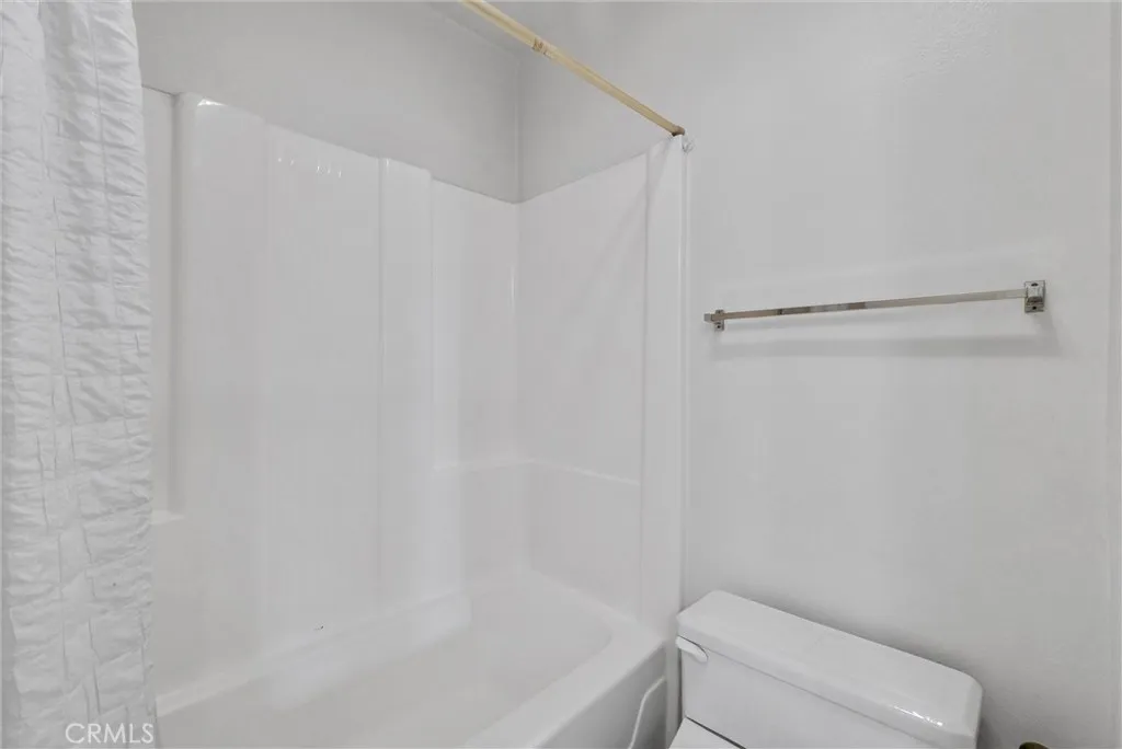 8788 Coral Springs Court Unit 5 (201e)