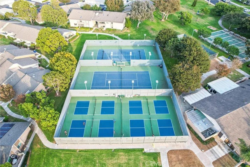 8788 Coral Springs Court Unit 5 (201e)