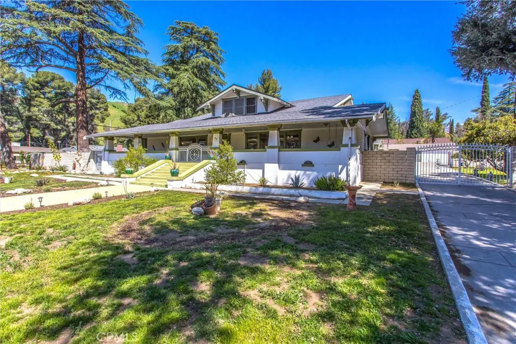 33 E Repplier Road