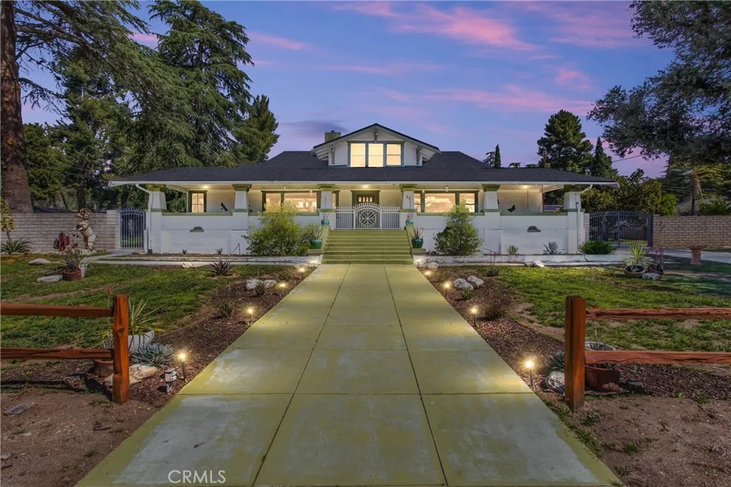 33 E Repplier Road