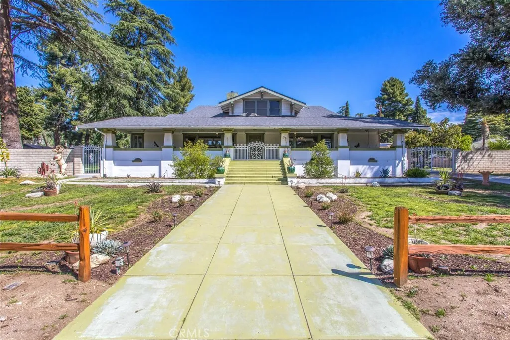 33 E Repplier Road